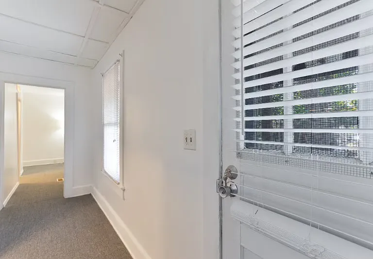 1003 Center St NW #B — Photo 13