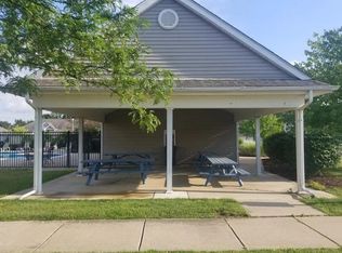 1329 Heatherwood Ln #1, Ann Arbor, MI