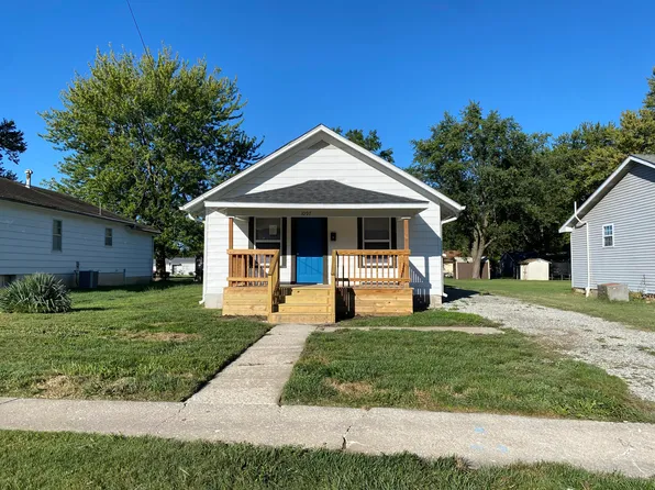1097 S Ellsworth Ave, Marshall, MO 65340