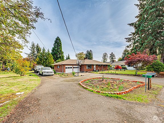 3rd image of 707 NW 2nd Avenue