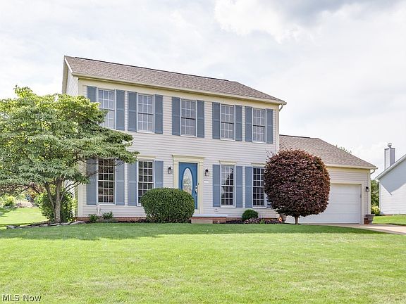 2nd image of 5527 Oakridge Dr