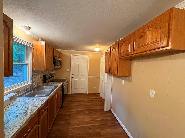 5323 Eno River Dr — Photo 9