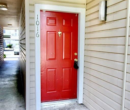 2nd image of 2750 Holly Hall St APT 1016