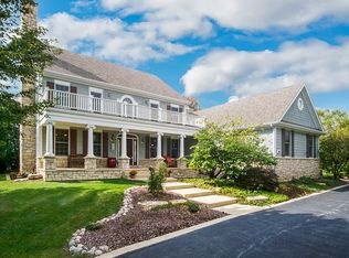 2151 Vernon Hill Courtyard, Valparaiso, IN 46385