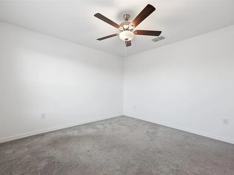 12860 Tripoli Ave — Photo 21
