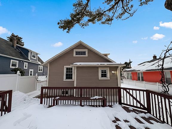3rd image of 46 Hendel Ave