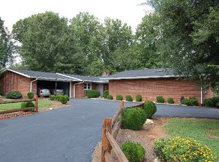 186 Partridge Ln, Elkin, NC 28621