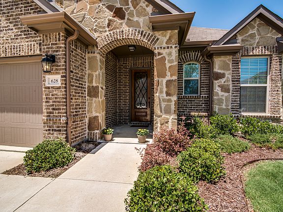 2nd image of 628 Sundrop Dr
