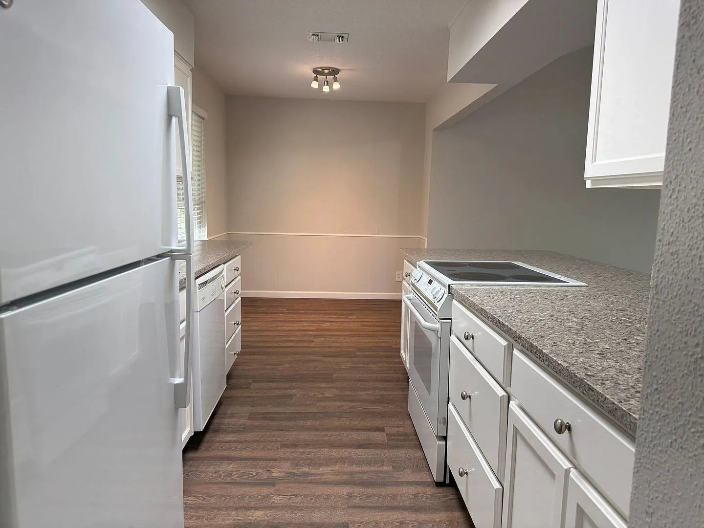 Welcome home to 1256 Cibolo Trail! — Photo 4