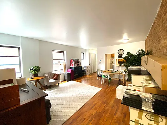 Rented by Corcoran | media 38