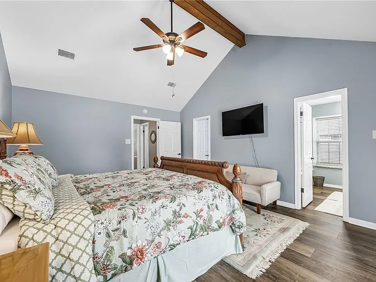 2805 Socorro Ct — Photo 12