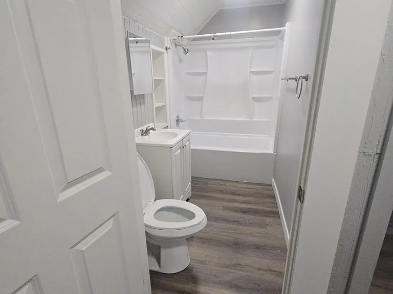 Unit Photo