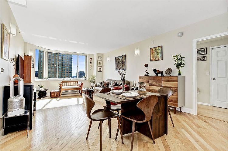 1st image of 1 2nd St APT 1609
