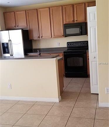 3rd image of 2086 Cypress Bay Blvd