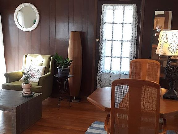2nd image of 601 W Springfield Ave #4