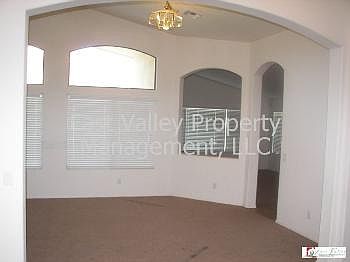 4th image of 1342 W Busa Dr