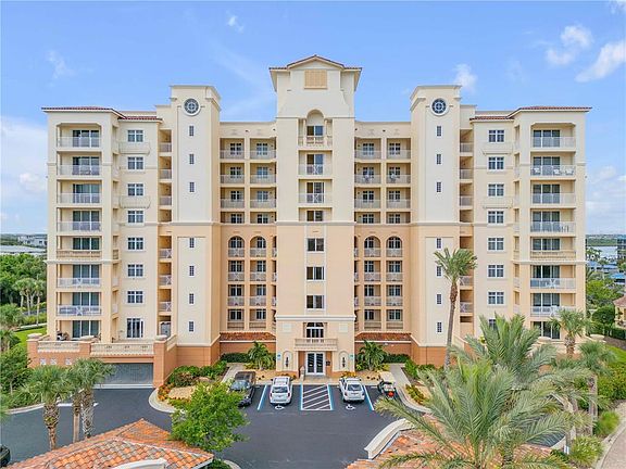 4th image of 265 MINORCA BEACH WAY #404