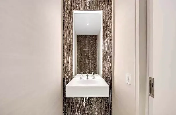 Rented by Corcoran | media 21