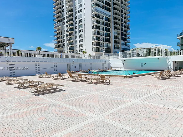 2401 S Ocean Dr #604 — Photo 25