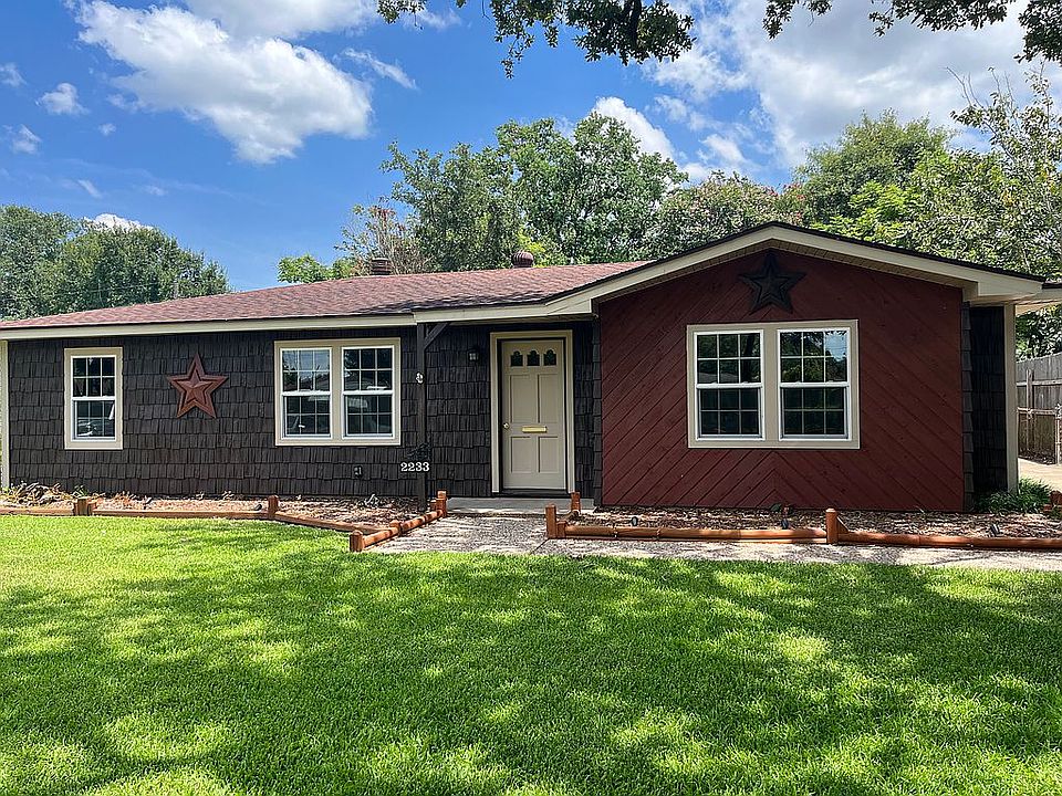 2233 5th St, Port Neches, TX 77651 | Zillow