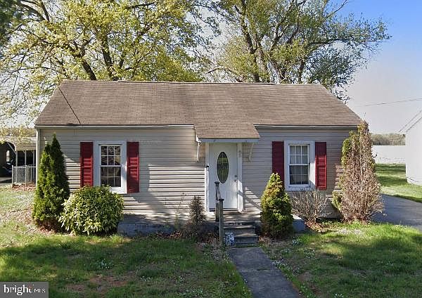 1st image of 65 Hilldale Rd
