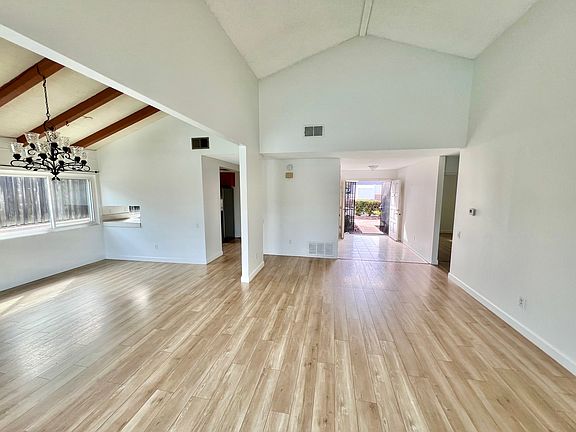 5th image of 5976 Highplace Dr