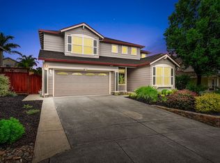 310 Ranch House Dr, Cloverdale, CA 95425