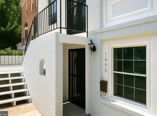 7950 Central Park Cir, Alexandria, VA 22309
