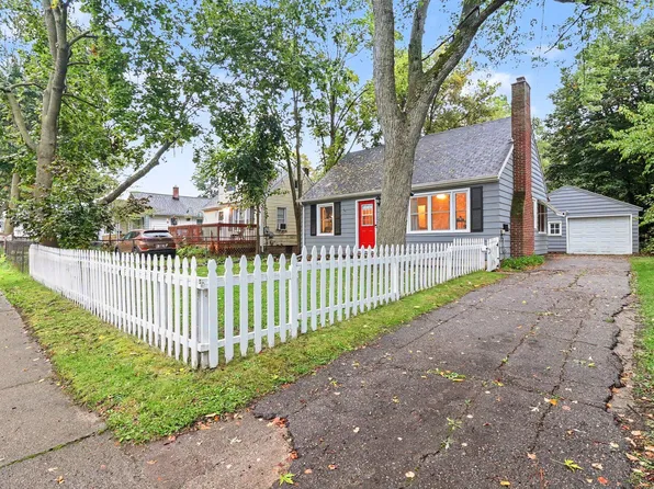 318 E Rouse St, Lansing, MI 48910