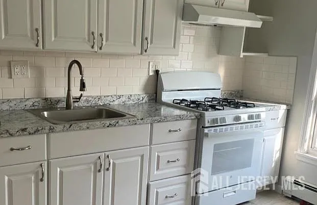 1 bed, 1.0 bath, 3002 sqft, $1,500 — Photo 4