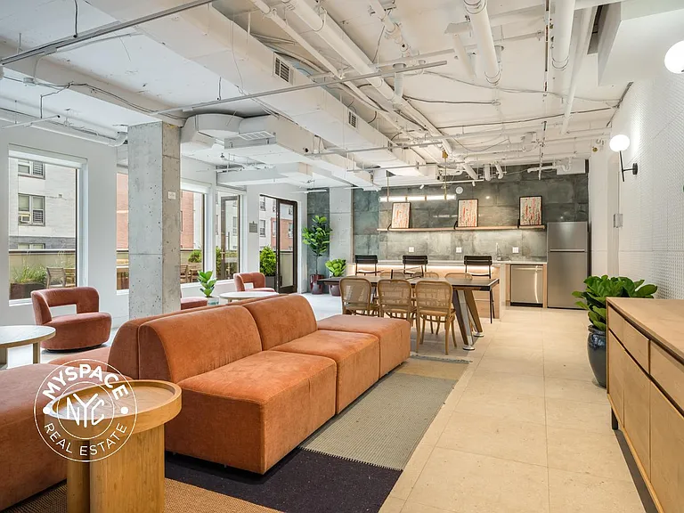 58 Vanderbilt Ave #10M — Photo 17