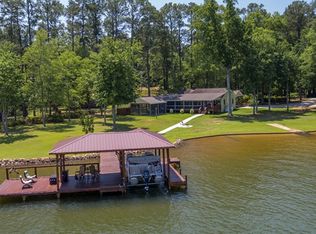 143 Mitchum Dr, Ninety Six, SC 29666