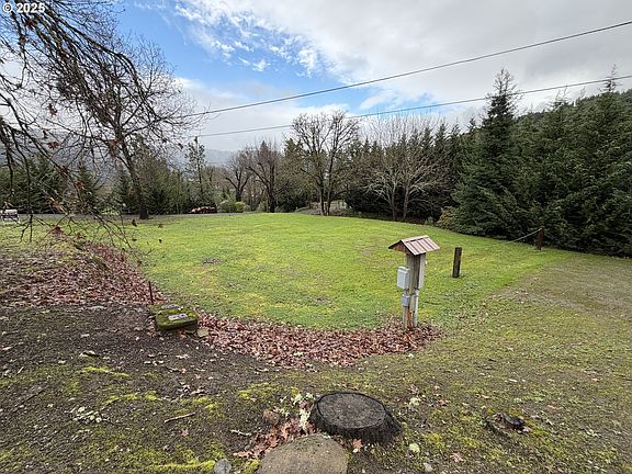 2nd image of 157 Crest Dr