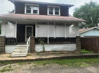 1370 Lee Ct SW, Canton, OH 44706