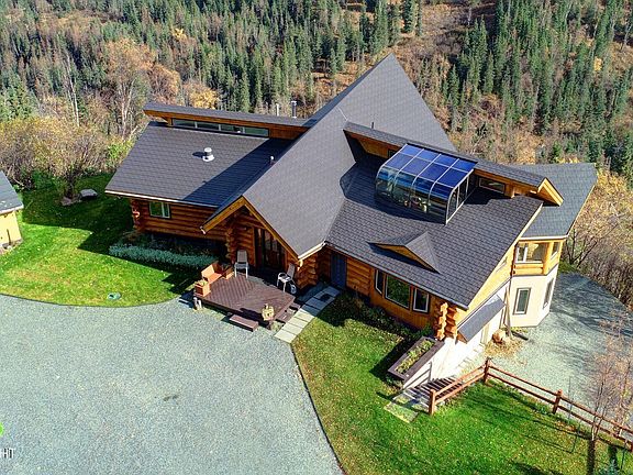 2nd image of 4815 Birdsong Dr