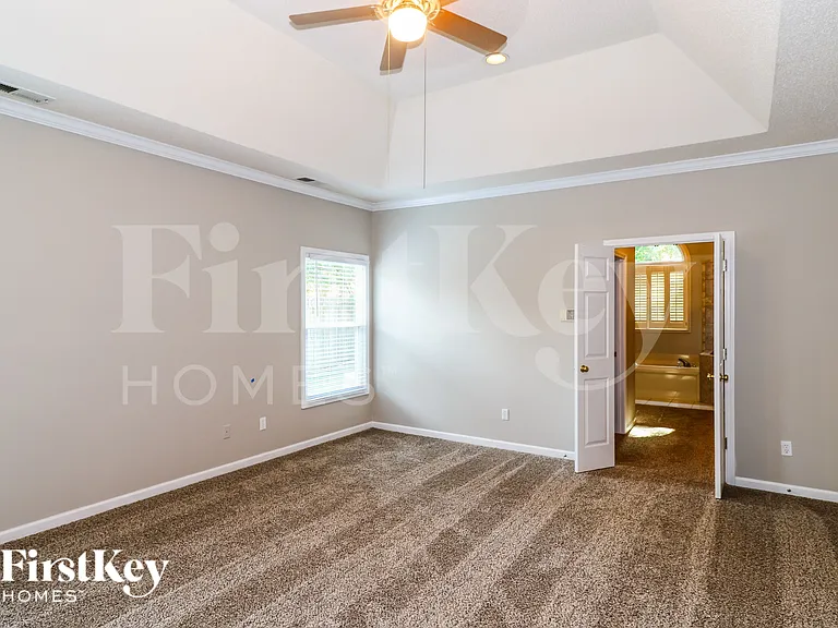 1523 Cedar Mills Dr — Photo 8