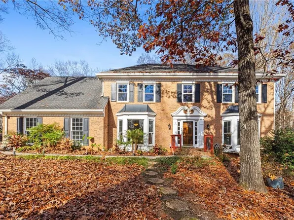 3402 Johnson Ferry Rd NE, Roswell, GA 30075