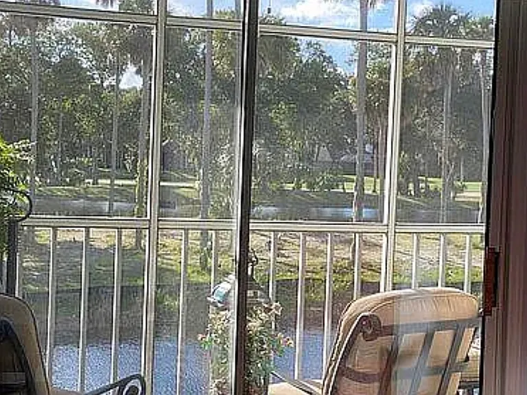 400 Sandiron Cir #526 — Photo 3