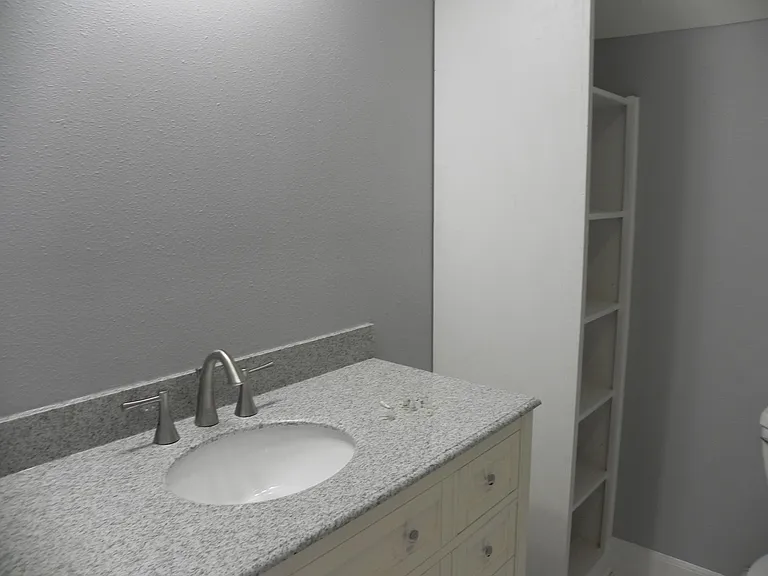 Master Suite 2 Vanity