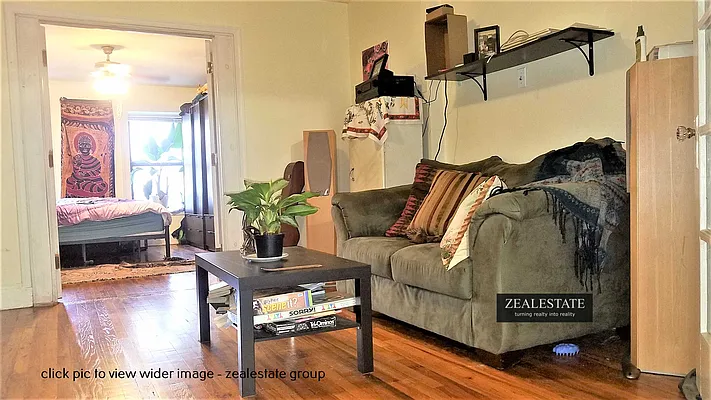 Rented by ZealEstate Group Inc | media 22