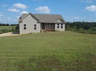 561 Clement Loop Rd, Inman, SC 29349