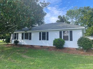 1607 Mount Gallant Rd, Columbia, SC 29732