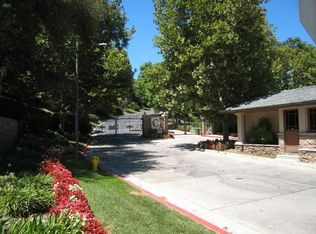 3903 Coral Pl, Calabasas, CA 91302