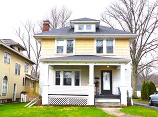 804 Park Ave, Elyria, OH 44035