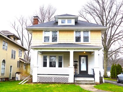 804 Park Ave, Elyria, OH, 44035