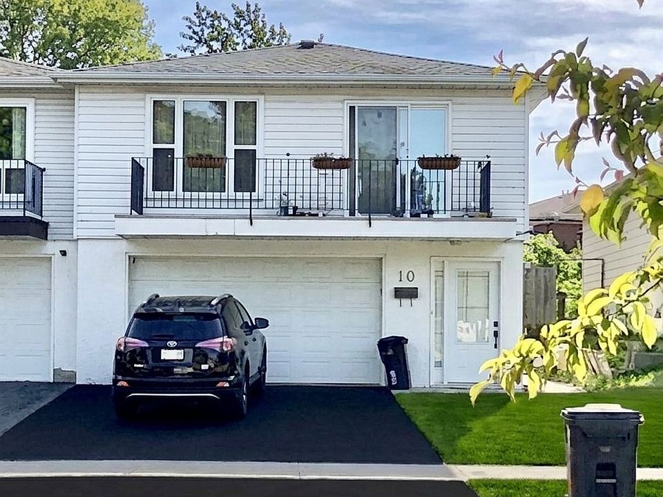 1st image of 10 Parkdene Ct