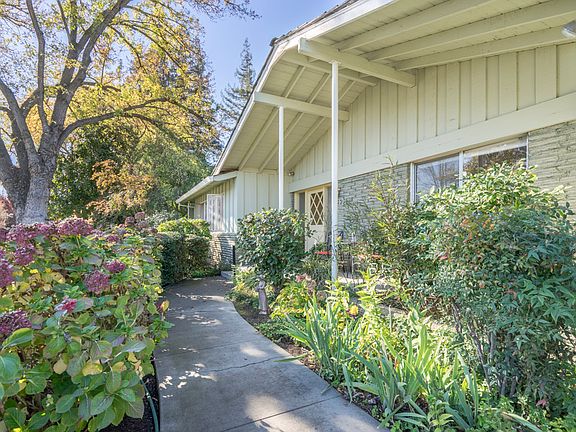 4th image of 4501 Ashton Dr