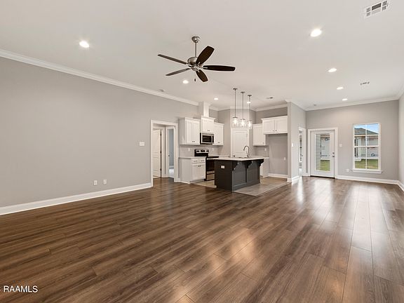 2nd image of 804 Braxton Dr