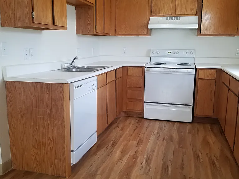 Cottonwood Estates — Photo 24
