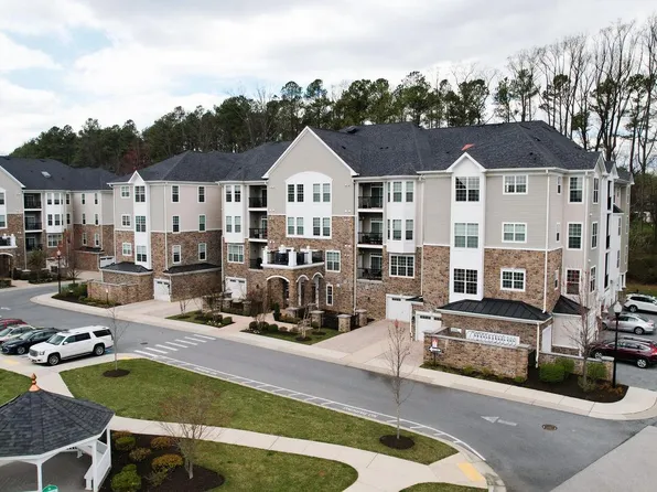 620 Quarry View Ct #407, Reisterstown, MD 21136